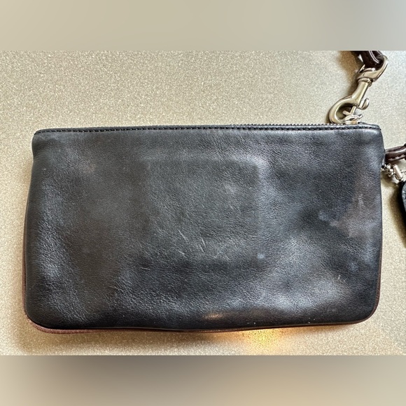 Coach Black Leather Interior with Brown Lining - Picture 7 of 8